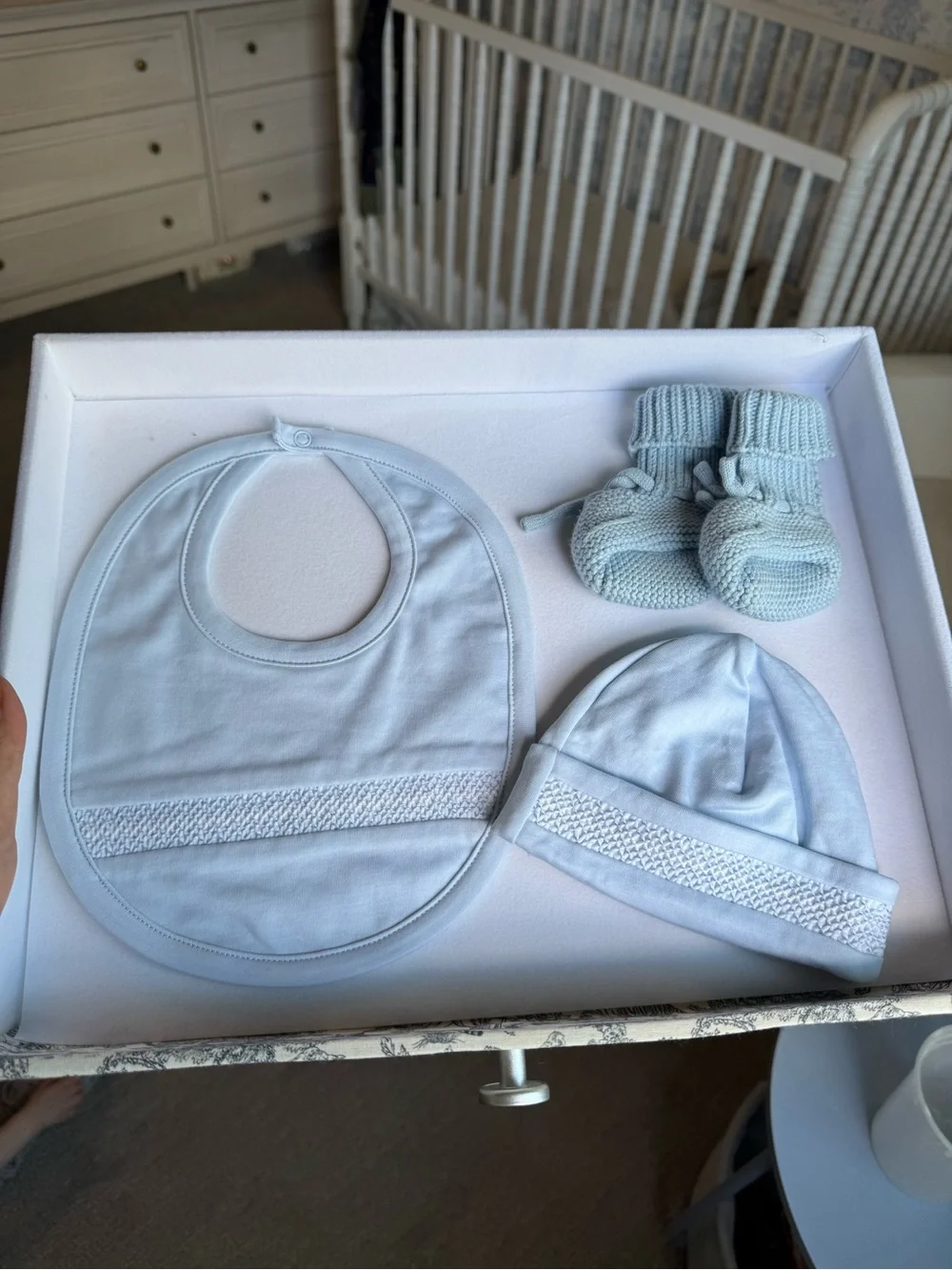 Kissy Kissy newborn bundle hat, bibs, booties